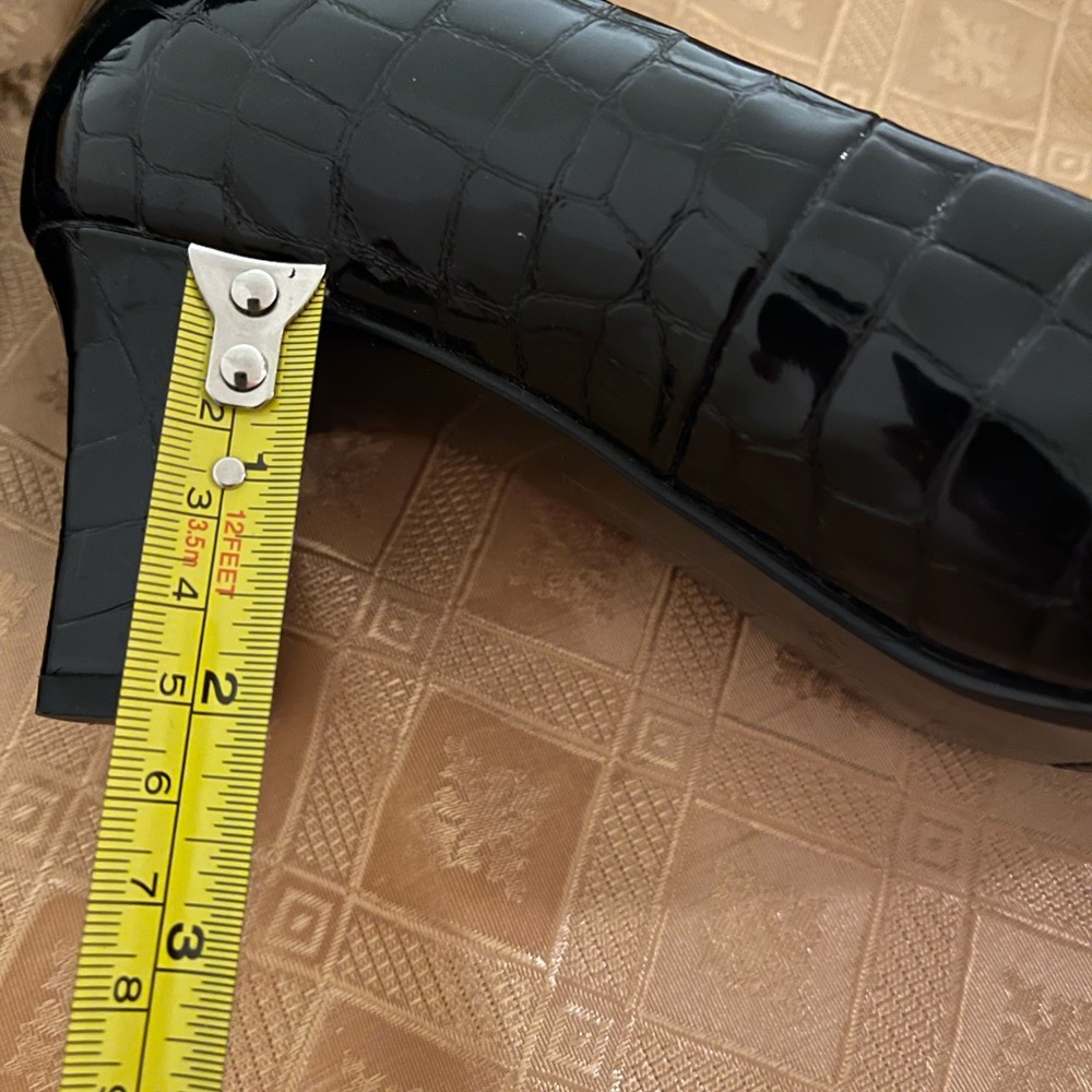 Nordstrom brand patent leather croc patterned heels - Picture 3 of 4